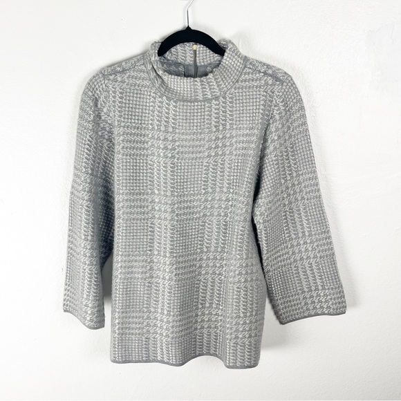 CHICO’S Gray Silver Metallic Monochrome Plaid Mock Neck Back Zip Sweater Large - Picture 1 of 8